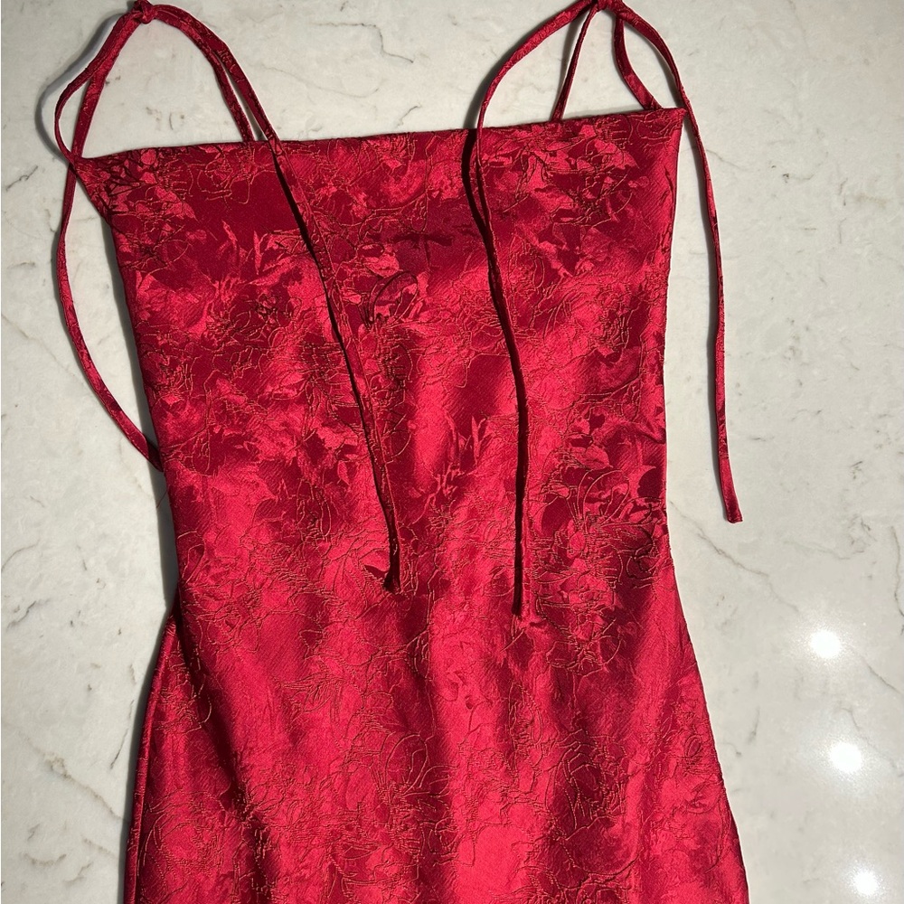 Babyboo Whitney Red Floral Jacquard Maxi Dress – Size S - Picture 4 of 10